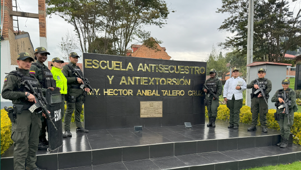 Escuela Antisecuestro y Antiextorsi&oacute;n 