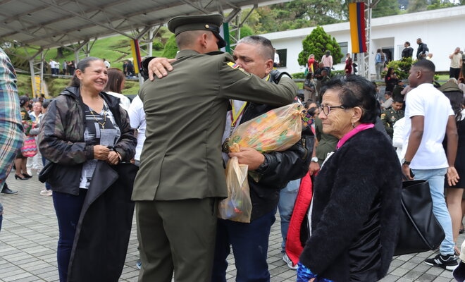 La familia es la expresión más real de la felicidad y el amor.