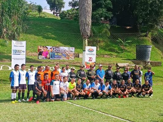 Actividad del GAULA con los comerciantes fomentando la denuncia