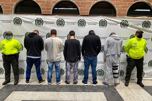 Entre los capturados se encuentran dos personas que están dentro del cártel de más buscados. 