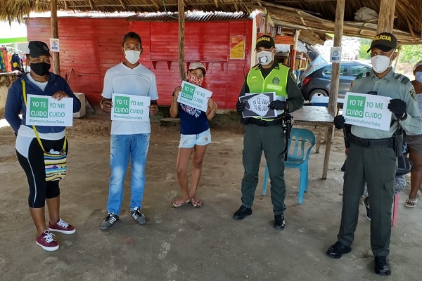 Se invita a los ciudadanos a cuidarse para cuidar a los demás con el uso de tapabocas.