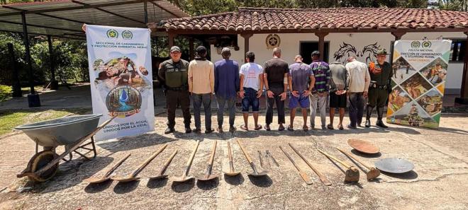 La Policía del Agua refuerza su labor de vigilancia para proteger los recursos hídricos y ecosistemas estratégicos del país.