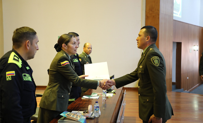 Estudiantes de curso en Direcci&oacute;n Operativa culminaron sus clases exitosamente