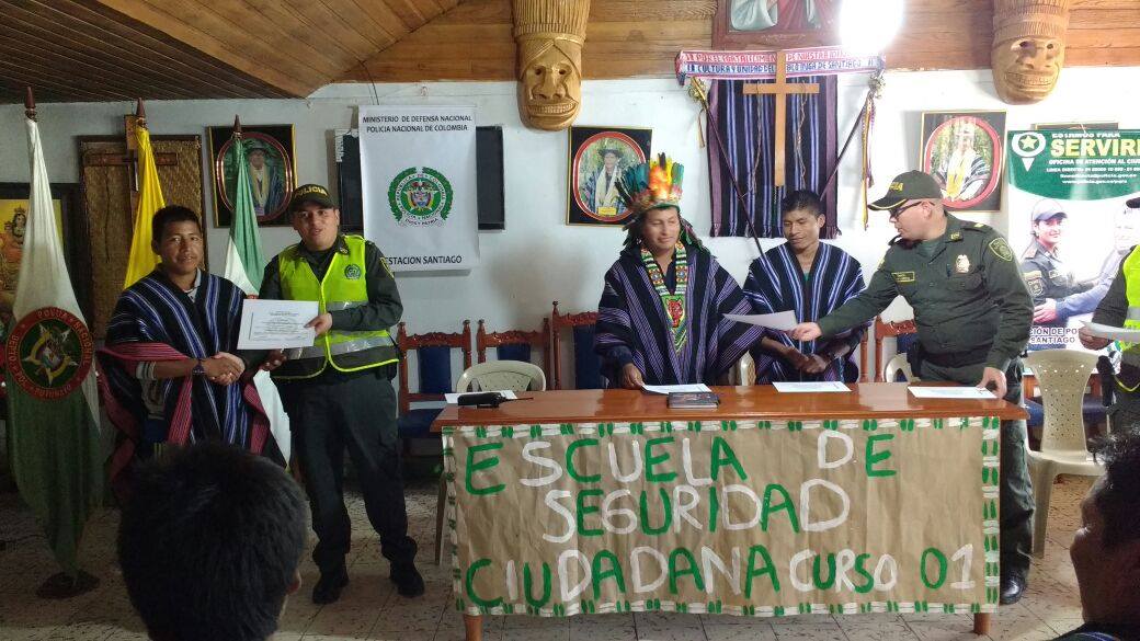 Curso 01 de la escuela de seguridad indígena, certificados en convivencia y paz