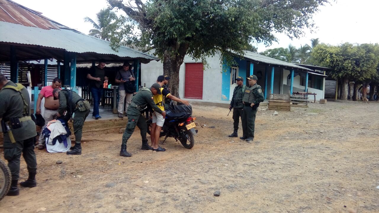 En esta actividad participaron más de 50 uniformados, que realizaron diferentes operativos de registro y control