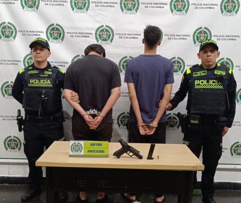 2 capturados por hurto 15 millones recuperados