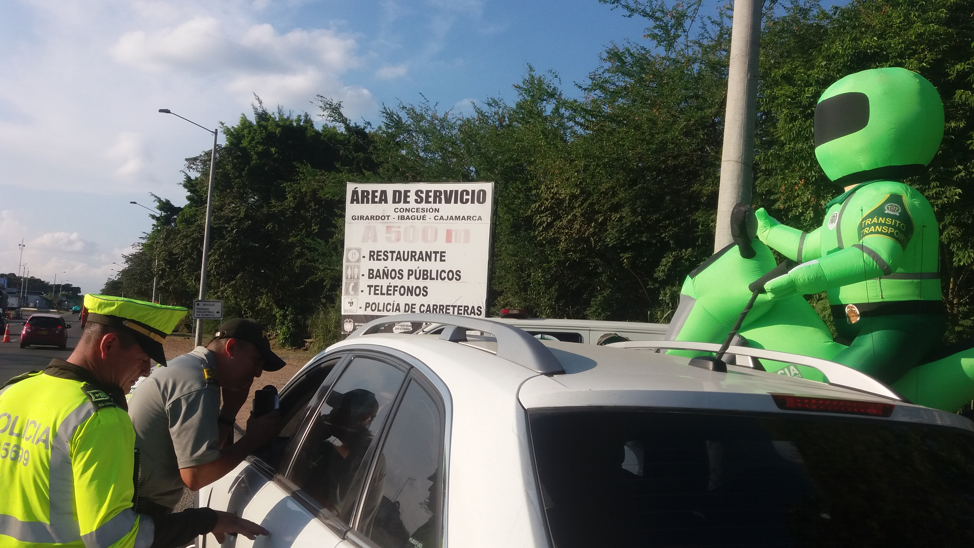 Reporte a través de Radio Policía Ibagué 100.0 en materia de movilidad