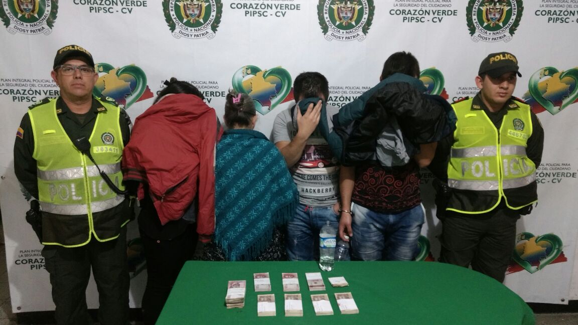 Cuatro personas pretendían intercambiar dinero falso entre ciudadanos