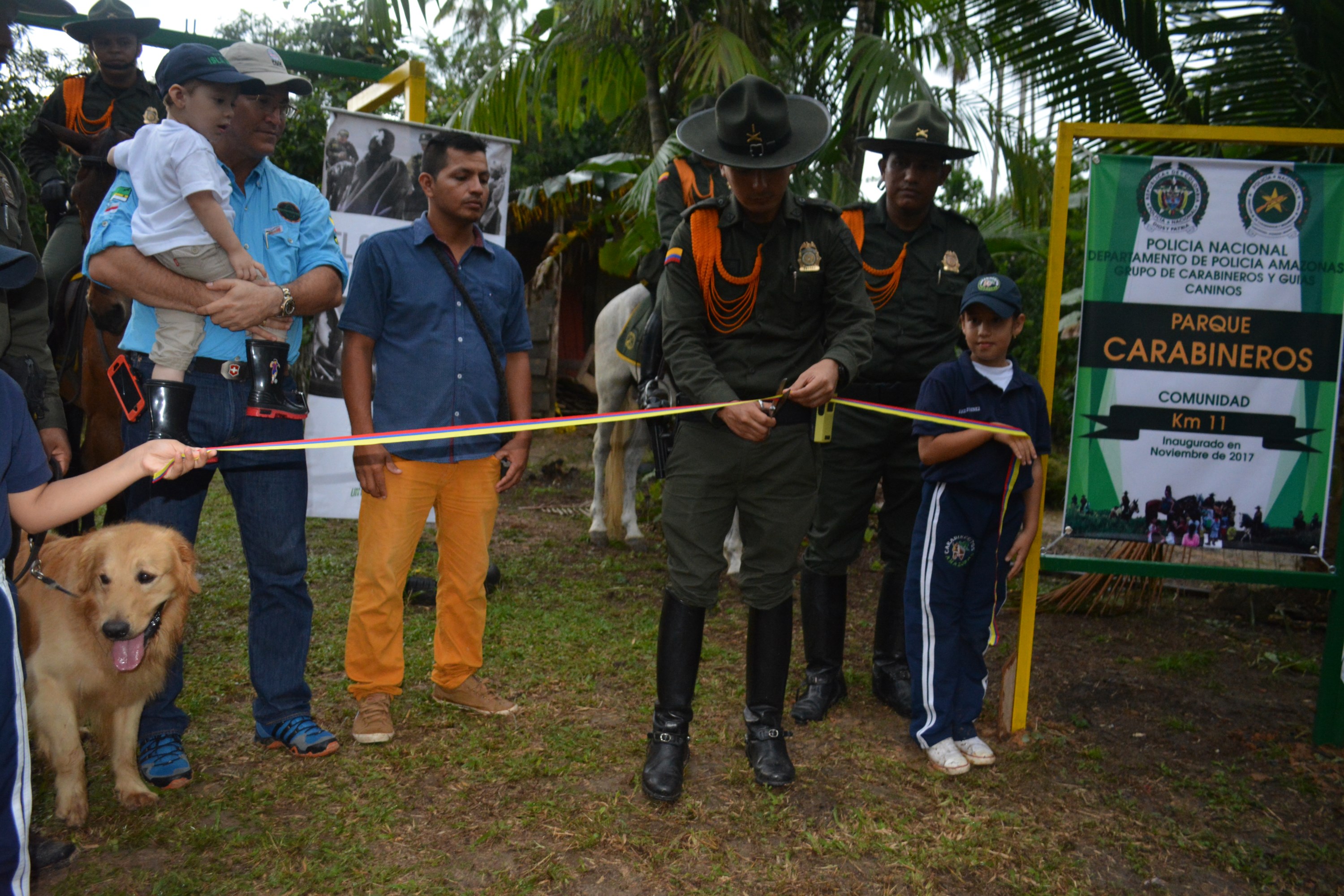 Niños indígenas de la etnia Huitoto del kilómetro once agradecieron esta gran labor