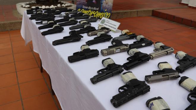 192 armas traumáticas y más 24.000 armas corto punzantes serán destruidas en las próximas horas. 