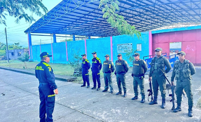 2 mil policías brindan seguridad en la jornada electoral en Bolívar.