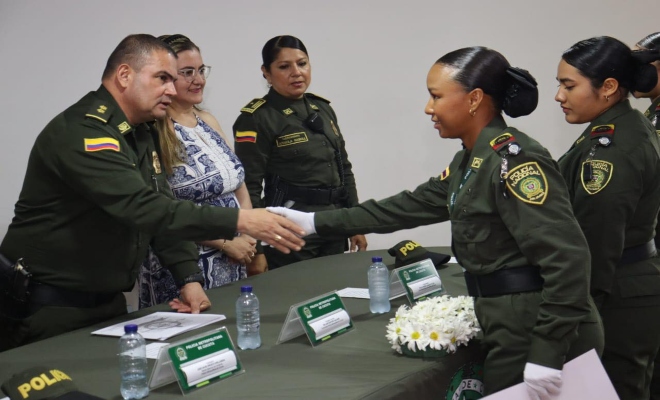 41 auxiliares de policía juraron bandera para fortalecer las campañas de prevención y convivencia ciudadana en Cúcuta 