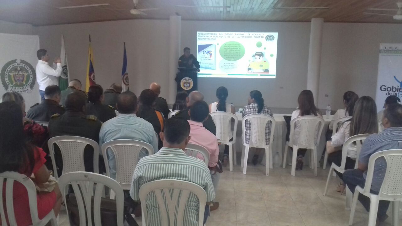 La Policía Nacional realizó el primer encuentro  con los alcaldes del segundo distrito de Policía