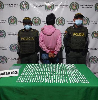 Con 500 dosis de bazuco se capturo una mujer