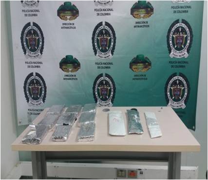 Capturada mujer de 24 años de edad con cocaína en su equipaje en el aeropuerto Ernesto Cortissoz de Barranquilla 