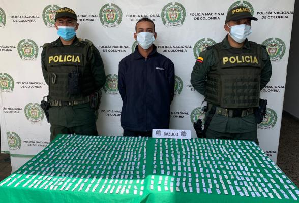 es capturado un sujeto en montenegro por porte de estupefacientes