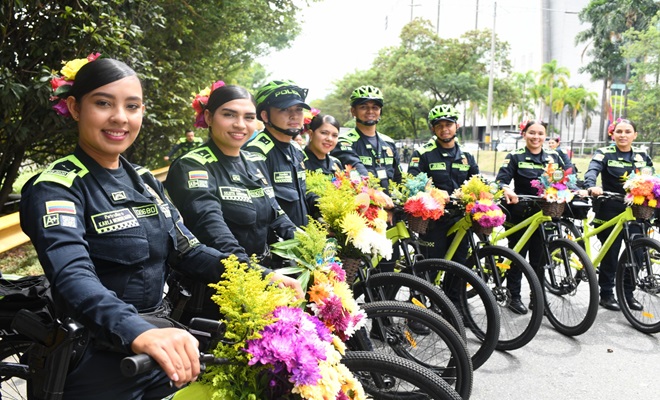 Avenida Primavera patrullas polco