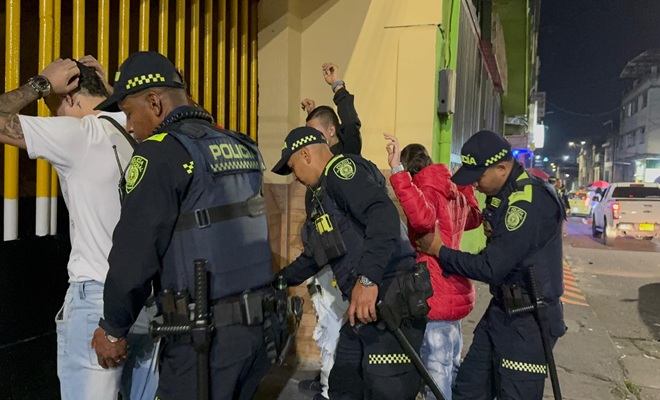 Siete capturados y más de 100 armas blancas incautadas durante el fin de semana en Manizales y Villamaría