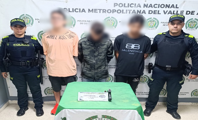 Barrio Calasanz capturados 3 hombres por hurto