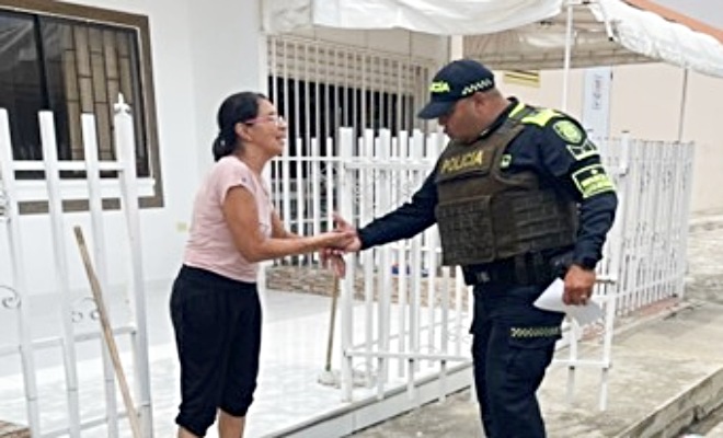 Promovemos la defensa activa de los derechos de niños, niñas y adolescentes. Recuerde las líneas directas para denunciar: 141, 155 y 123. ¡Su acción es vital!