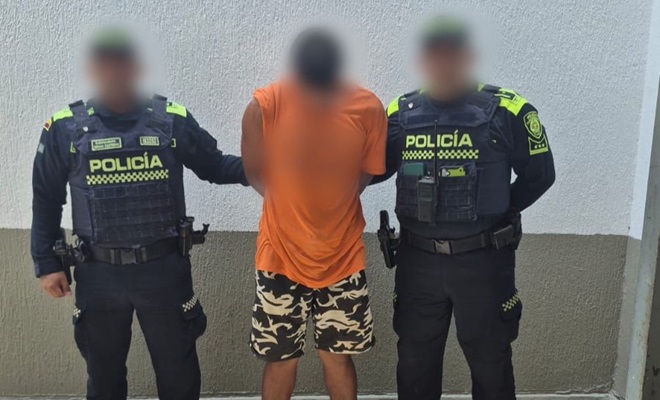 Dos Policías y un sujeto capturado