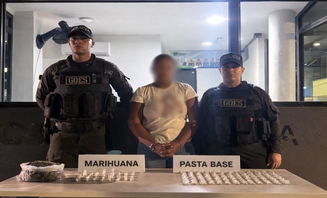 Dos policías, una capturada por el delito de trafico de estupefacientes y elementos incautados