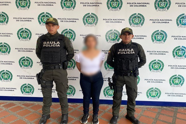 Las capturadas harían parte de una estructura criminal dedicada a extorsionar comerciantes en Quibdó, con ingresos ilegales cercanos a $60 millones mensuales.