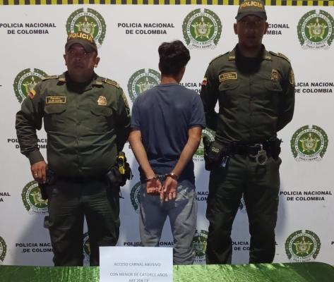 capturado por acceso carnal abusivo 