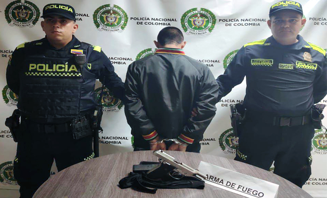 Fue sorprendido por la patrulla de vigilancia durante un plan de registro a personas en el barrio Brisas de Guatiquía