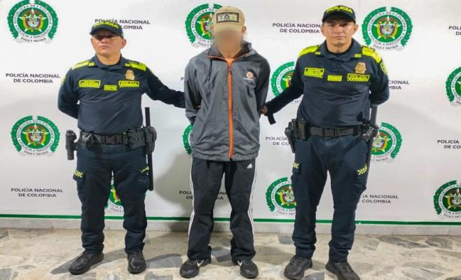 Capturado en flagrancia presunto delincuente en la comuna 12 de Ibagué