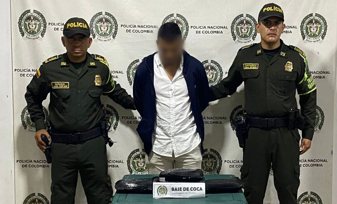 Capturado hombre de 39 años de edad, sorprendido transportando aproximadamente 3.000 gramos de base de coca.