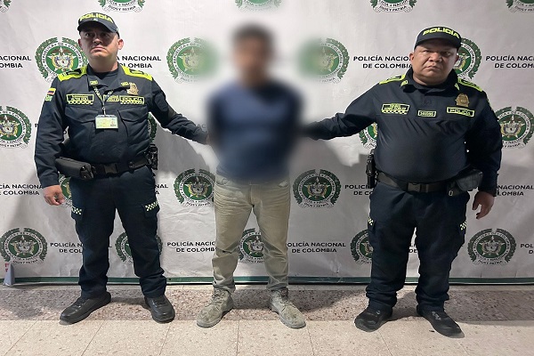 Capturado por orden judicial por el delito de Acceso Carnal Violento en Neiva