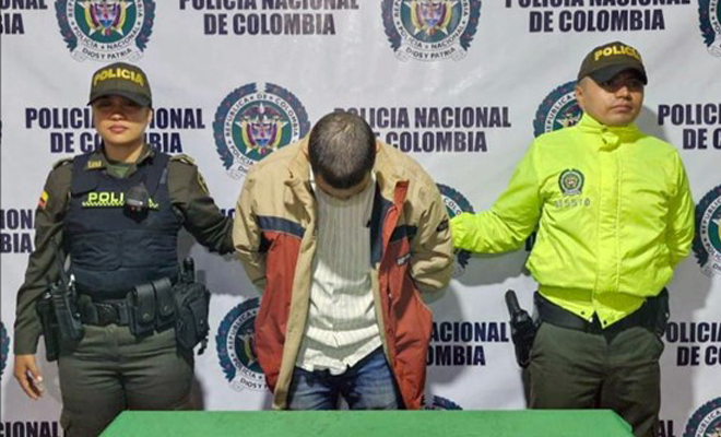 Este sujeto fue capturado por la Policía Nacional en Calarcá - Quindío e intentaba huir del país para evadir a la justicia colombiana.