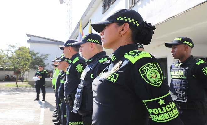 Polic&iacute;as en formaci&oacute;n 