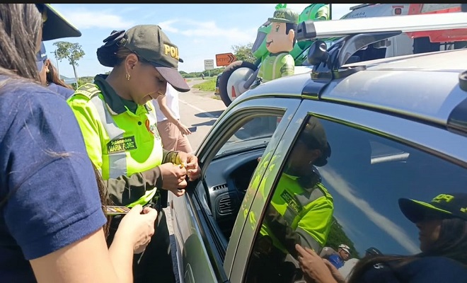 Compromiso con la seguridad vial, prevención de accidentes y promoción del respeto por las señales de tránsito