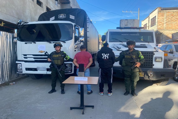 Dos capturados por hurto