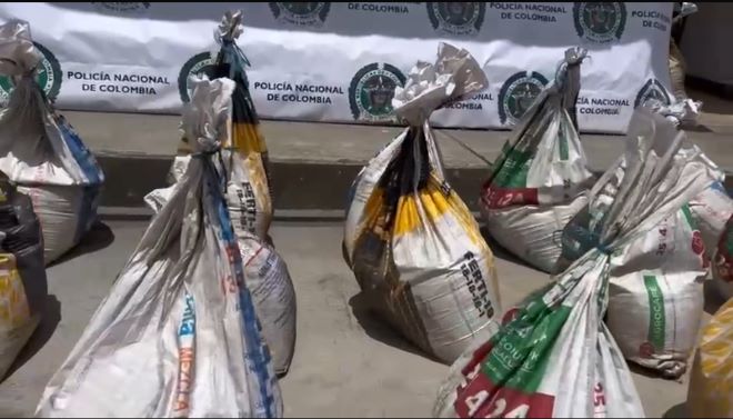 Policía Nacional incauta 1.900 kilos de dióxido de manganeso