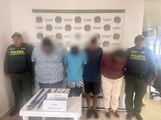 Capturados cuatro sujetos que habían hurtado un camión en movimiento