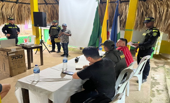 La Policía y la comunidad se unen para enfrentar retos sociales y recuperar la tranquilidad en Ciénaga de Oro