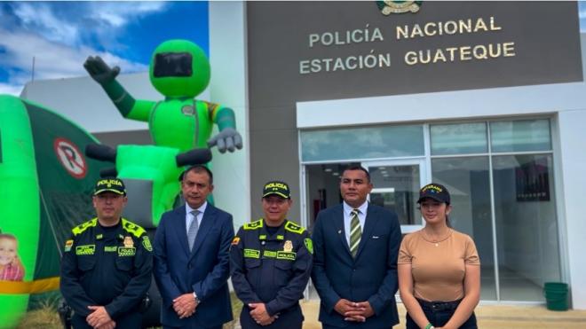 Entrega Estación de Policía Guateque