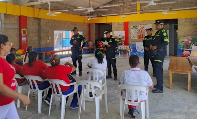 La Policía Metropolitana de Montería continúa fortaleciendo la protección de la niñez a través de acciones preventivas que buscan crear entornos seguros y conscientes dentro de la comunidad.