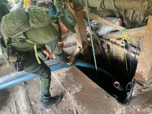 golpe a la explotación ilícita de yacimientos mineros 