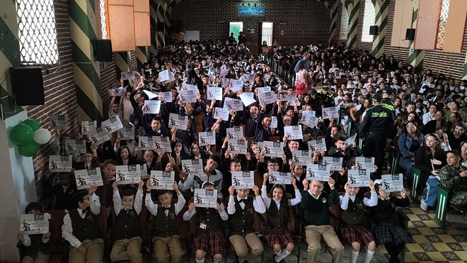 Graduados del programa antidrogas