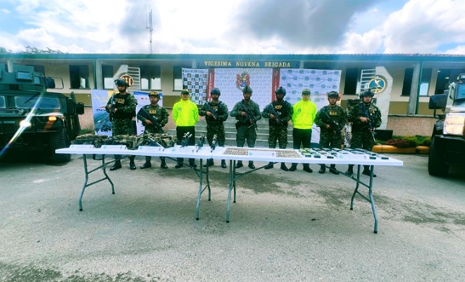 Se logró la incautación de (03) fusiles calibre 5.56, (14) proveedores, (02) chalecos balísticos, (01) batería de radio, (272) cartuchos de diferentes calibres