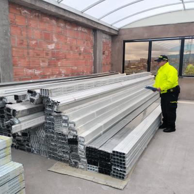 Incautación de 7.150 unidades de perfilería de aluminio de contrabando.