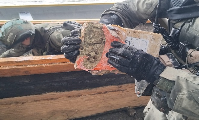 Presentación del material incautado, marihuana 