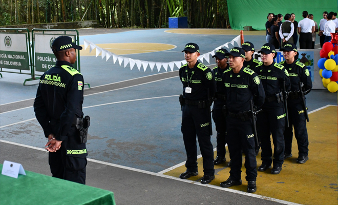 Estudiantes_realizando_un_dramatizado