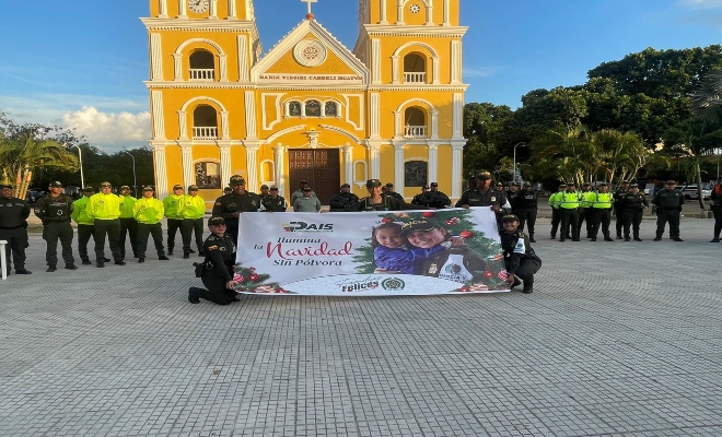 La Policía Nacional en Bolívar, desde la emblemática plaza central de El Carmen de Bolívar