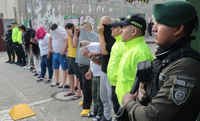 Tras ocho meses de investigación, las autoridades realizaron 16 diligencias de allanamiento en diferentes comunas de la capital del Valle