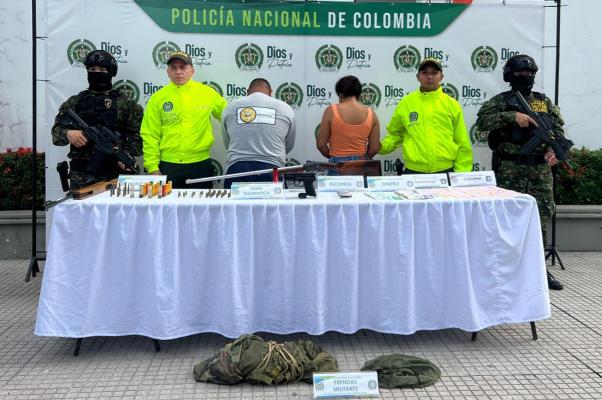  Dos personas capturadas por tráfico de  estupefaciente y porte ilegal de armas de  Fuego